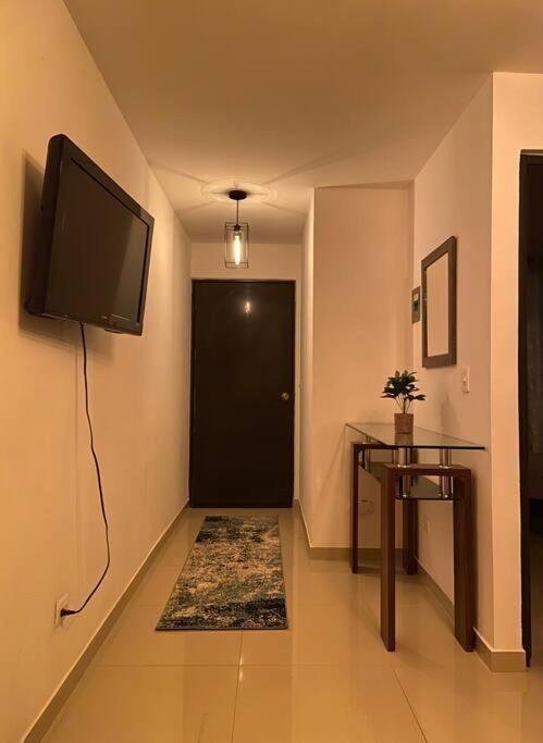 La Apartment *